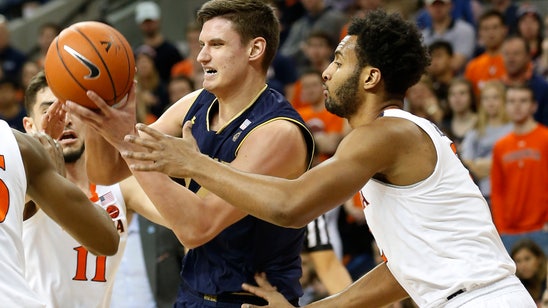 Guy’s free throws help No. 4 Virginia hold off Notre Dame