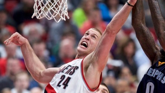 Lillard's big 4th quarter leads Blazers past Grizzlies (Jan 27, 2017)