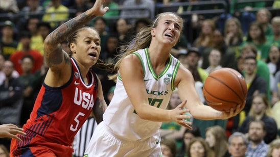 Top-ranked Oregon beats US national team 93-86