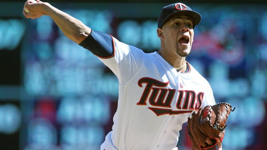 Berrios pitches Twins past White Sox 2-1 in 1st game
