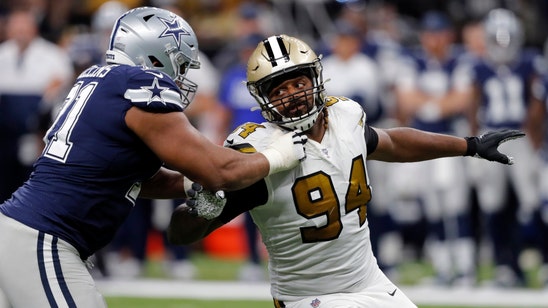 Playing complementary football, Saints 2-0 without Brees