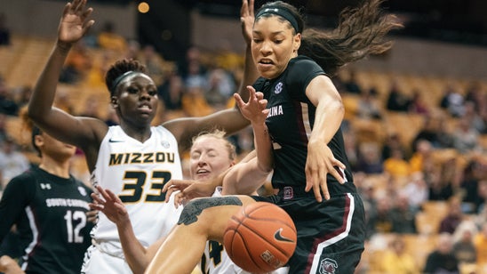 Top-ranked South Carolina dominates Missouri