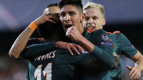 Ajax beats Valencia for 2nd straight win in Champions League