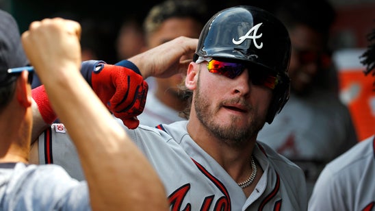 Donaldson homers in 10th, lifts Braves over Nationals 5-4