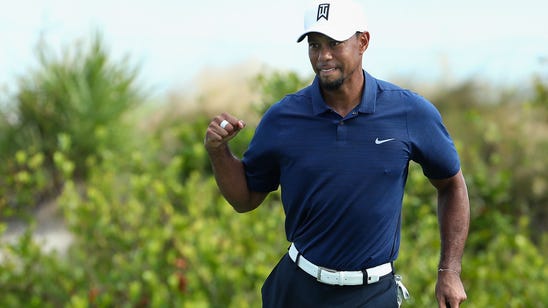 Tiger Woods and Donald Trump hit the links, and it's glorious (Photo)