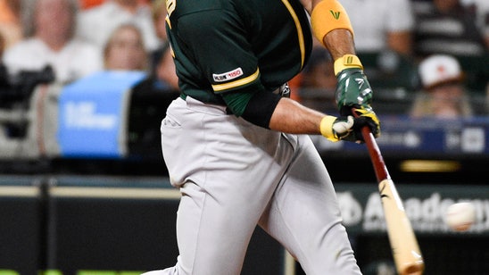 Laureano's double in 11th lifts A's over Astros 4-3