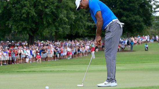 Tiger Woods with 3-shot lead and 1 round away from winning