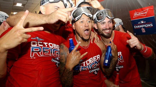 Cards beat Cubs 9-0 in Maddon's finale, clinch NL Central