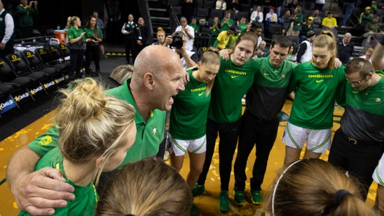 No. 1 Oregon routs Northeastern in season opener