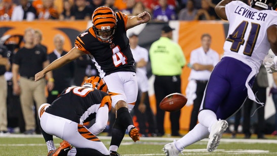 Bullock perfect on kicks, gets 2-year extension from Bengals