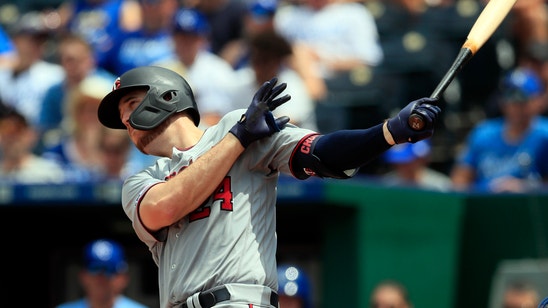 Cron's 10th-inning single helps Twins get past Royals