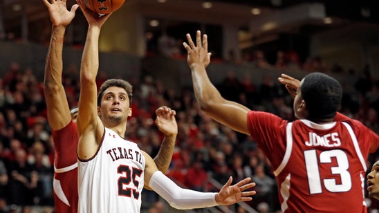 Moretti, No. 14 Texas Tech top Arkansas 67-64