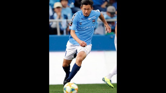 52-year-old striker Miura extends contract for 35th season