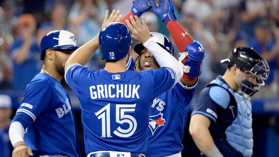 Hernandez hits HR in 12th, Blue Jays rally past Rays 10-9