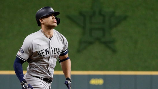 Yankees' Stanton out for ALCS Game 2 with quad injury