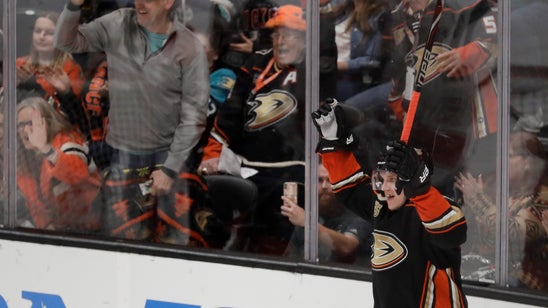 Silfverberg scores late to gives Ducks 3-2 win over Panthers