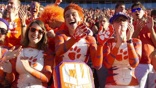 Five-star 2018 QB prospect Trevor Lawrence commits to Clemson