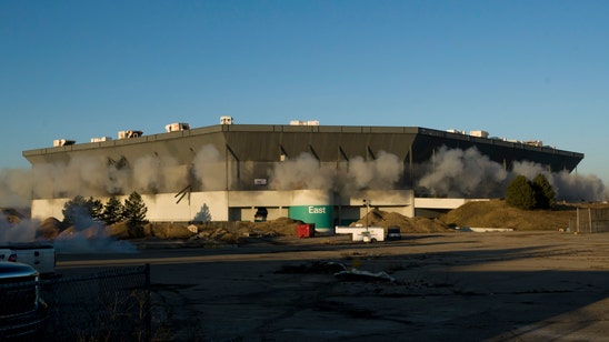 Plans call for Amazon operations at Pontiac Silverdome site