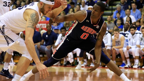 The Latest: No. 8 Auburn outlasts Xavier 88-79 in Maui