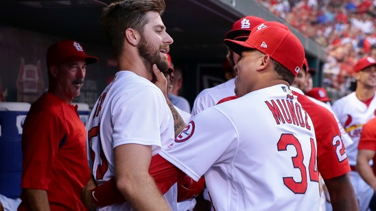 Gant homers, pitches Cardinals to a 5-0 win over Pirates