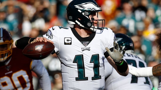 Wentz delivers in clutch, giving Eagles division title hopes