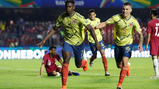 Colombia scores late to edge Qatar 1-0 in Copa America