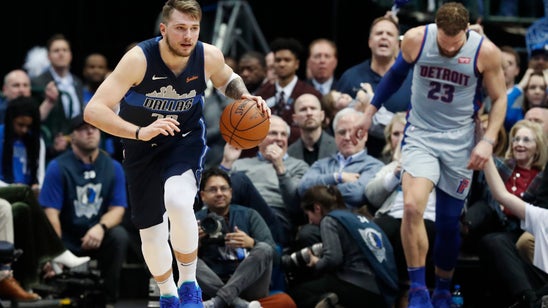 Doncic’s 32, Kleber’s late 3 lift Mavs over Pistons 106-101