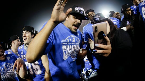 No. 16 Memphis wins AAC title, coach heads to Florida State