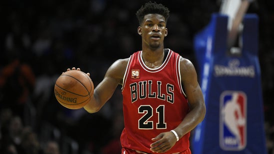 Jimmy Butler returns from knee injury to lead Bulls over Rockets