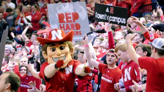 Nebraska Football Recruiting: Football Legacy Signs Financial Aid Papers