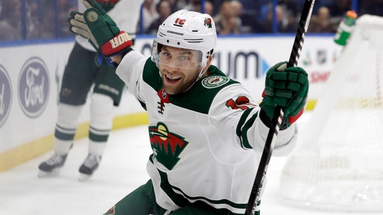 Wild's Zucker out 4-6 weeks after surgery on broken leg