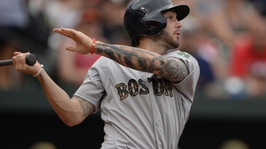 Boston Red Sox: What should they do with their trio of catchers?