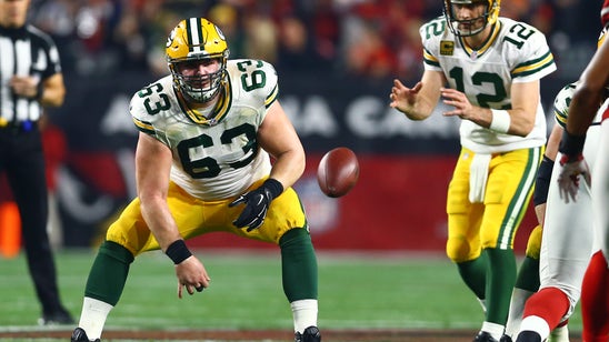 Green Bay Packers: Trust Corey Linsley at Center