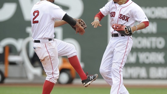 Red Sox: Xander Bogaerts, Mookie Betts not ready for long-term contracts