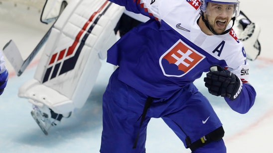 Finns beat Canada 3-1, Russia tops Norway at hockey worlds