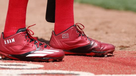 Cincinnati Reds should bring in a veteran speedster to ignite Billy Hamilton