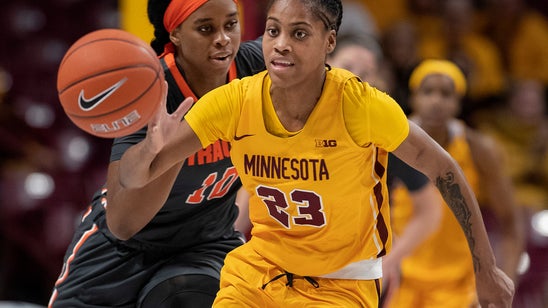 No. 20 Minnesota women edge No. 12 Syracuse 72-68