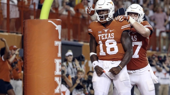 Tyrone Swoopes to Enter 2017 NFL Draft as Tight End