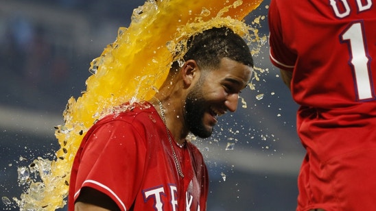Texas Rangers: What To Expect From Nomar Mazara In 2017