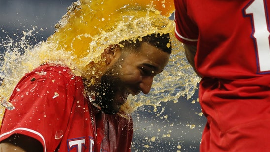 Rangers: Nomar Mazara and Cautious Optimism Heading Into 2017