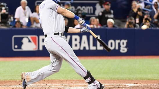 Boston Red Sox: Signing Mitch Moreland was the smart move