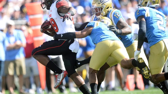 San Francisco 49ers: Can Joe Williams beat out Carlos Hyde?