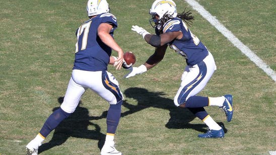 Chargers RB Melvin Gordon out, ends season with 997 rushing yards