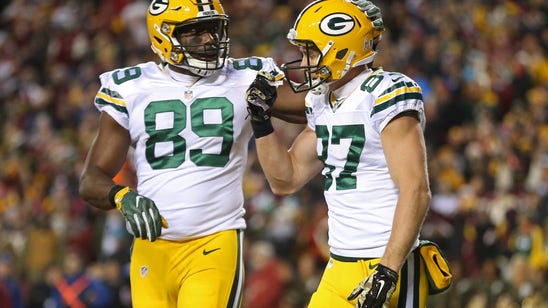 Jared Cook saves Packers season with unbelieveable catch (Video)