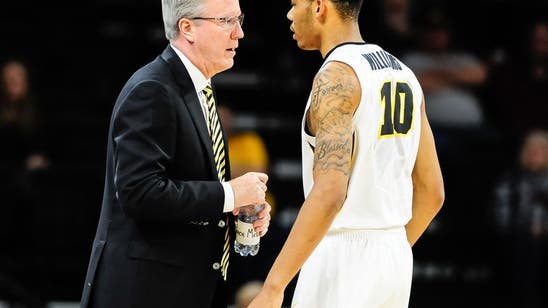 Iowa Basketball: Hawkeyes Need More From Christian Williams