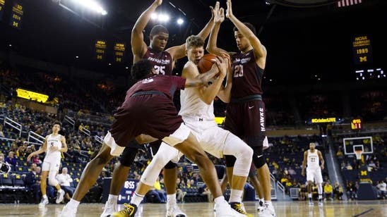 Michigan Basketball Barely Gets By Furman In Last Nonconference Game