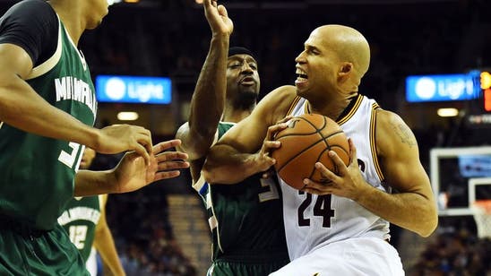 Richard Jefferson Talks Jeremy Lin, Possible Return to Nets, and Christmas Gifts (video)