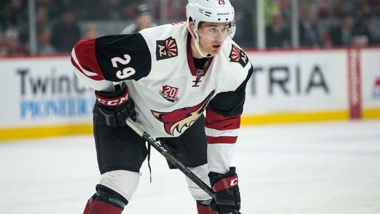Arizona Coyotes: Brendan Perlini Scores Hat Trick With Roadrunners