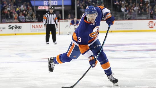New York Islanders Daily: Travis Hamonic's Glad He Stayed