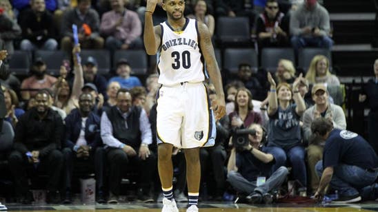 Five reasons why Troy Daniels should compete in the 3-point contest